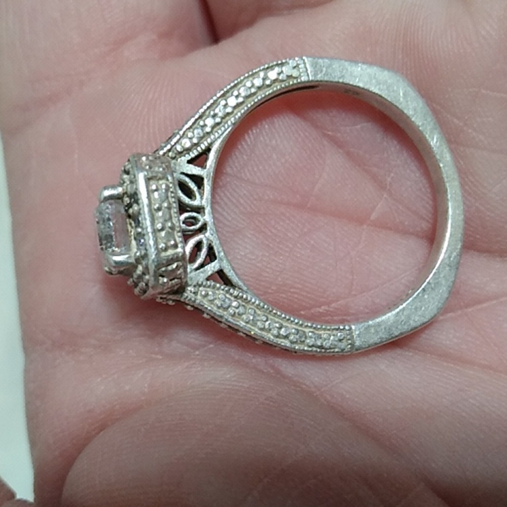 FINAL SALE! Stunning Sterling Silver 925 Cz Ring ๐ Size 7 - Picture 5 of 14